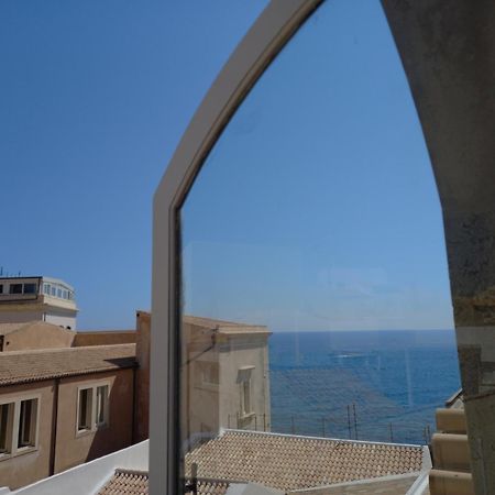 Lanterne Magiche Ortigia Suites Сиракузы Экстерьер фото